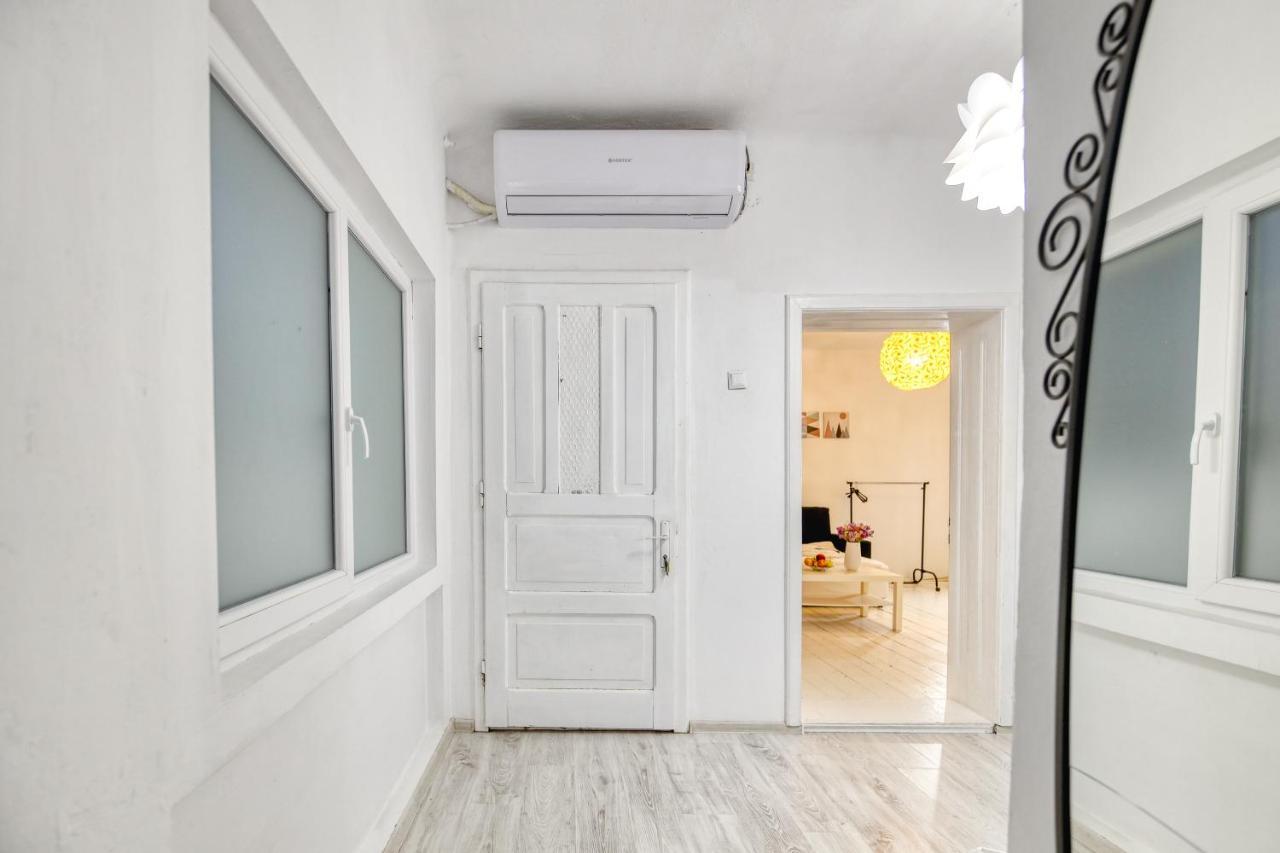 La Maison Blanche Alba Iulia Exterior foto